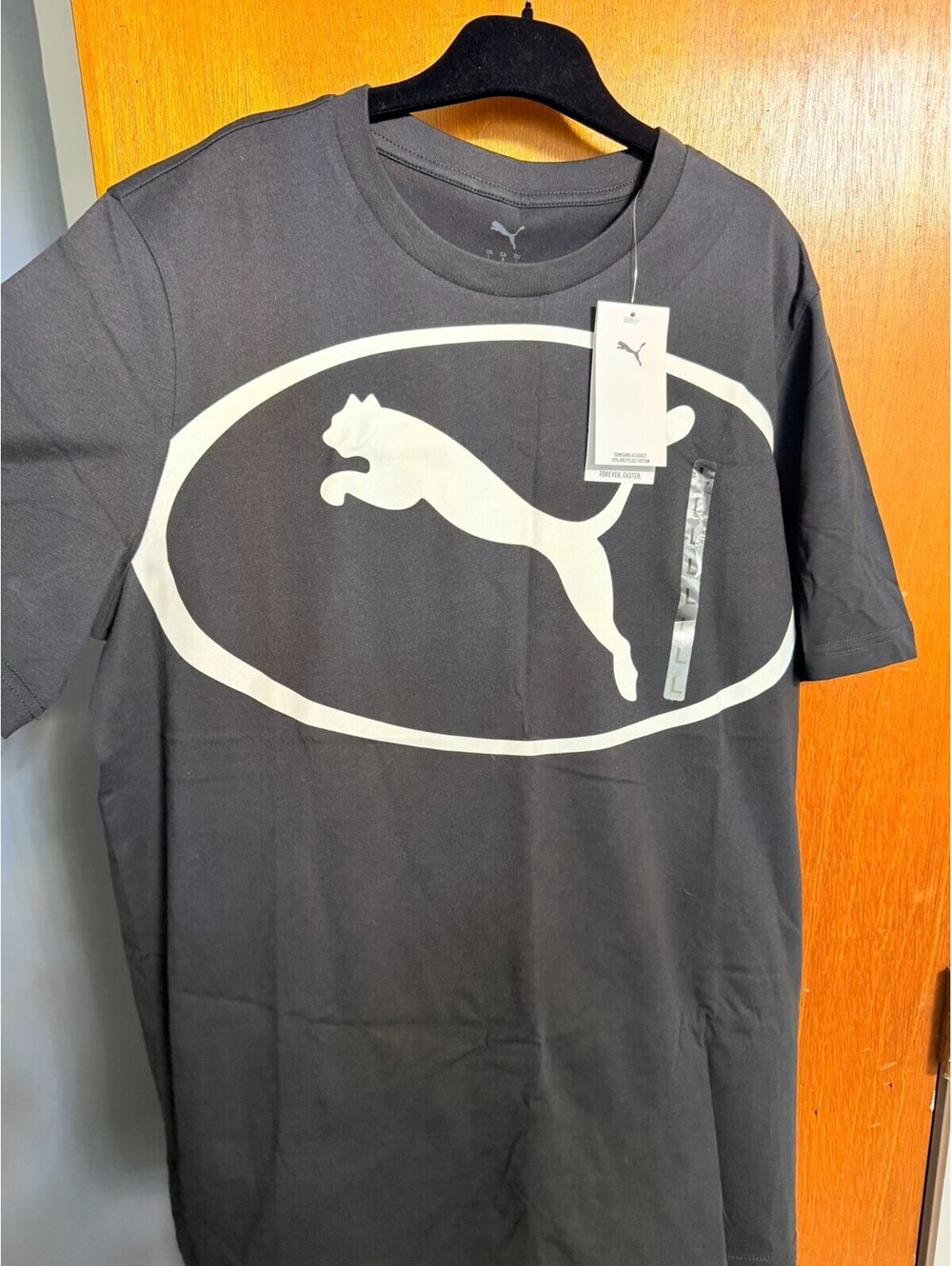 New Puma Essential Graphic Logo Tee Shirt Men's L Black Short Sleeve NWT